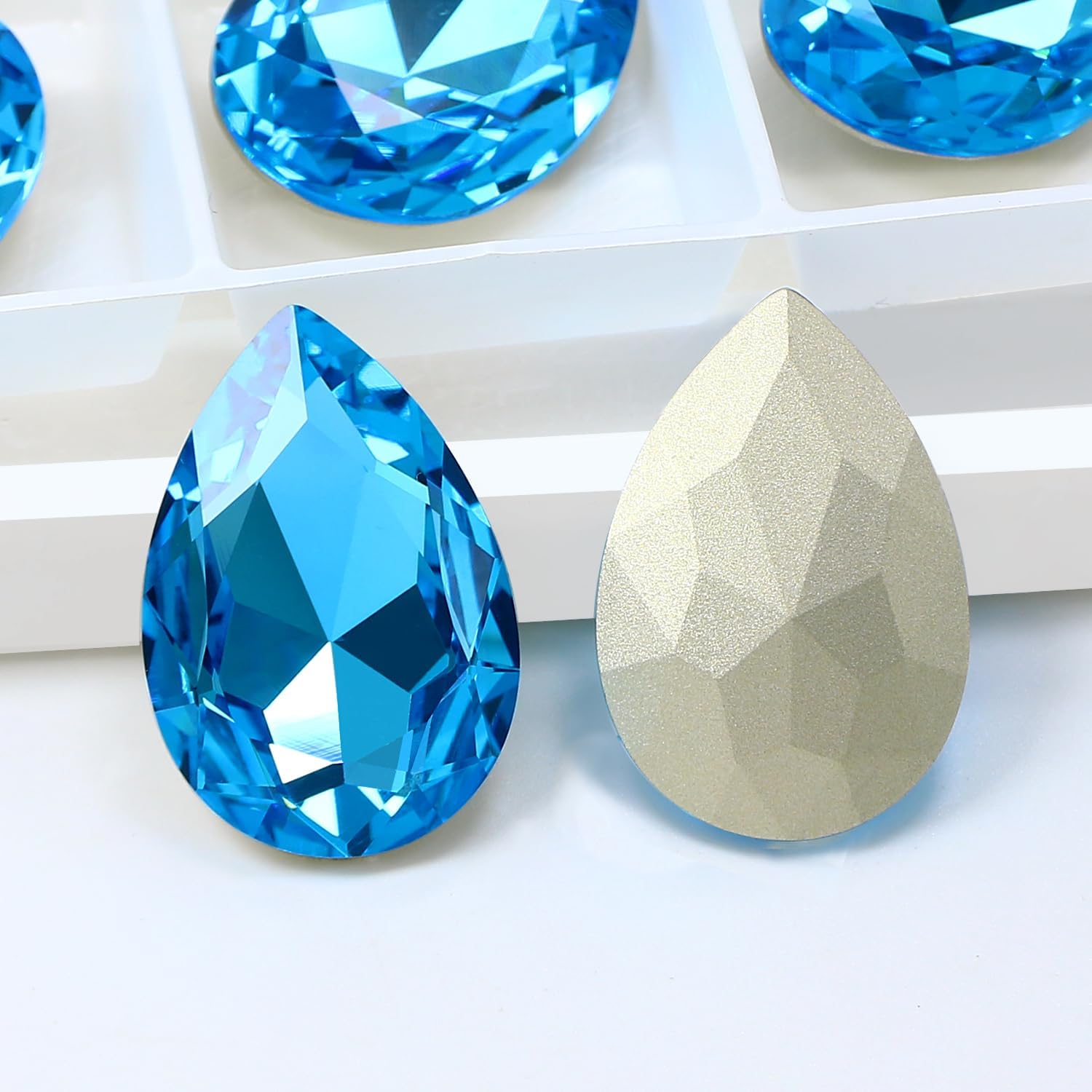 Point Back Rhinestone