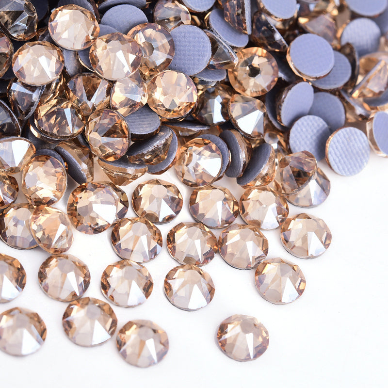 High Quality 2088 Iron on Rhinestones 16 Facets Cuts Hotfix Strass Glass Crystals Rhinestones for Dresses