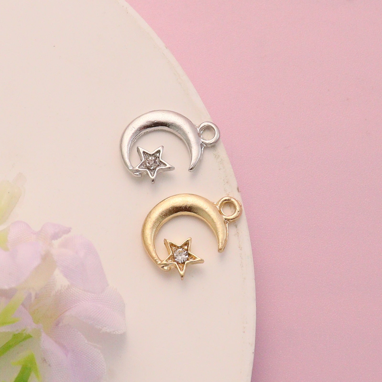 Vintage Star Moon Hollow Pendant Handmade Star Moon Pendant Bracelet Necklace Accessories DIY Alloy Accessories