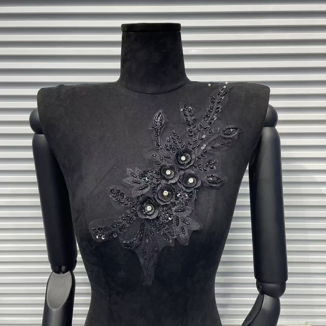 3D Embroidered Lace Floral Appliqué – Decorative Trim with Intricate Lace Flowers for Dresses, Clothing Accessories & DIY Fashion Projects