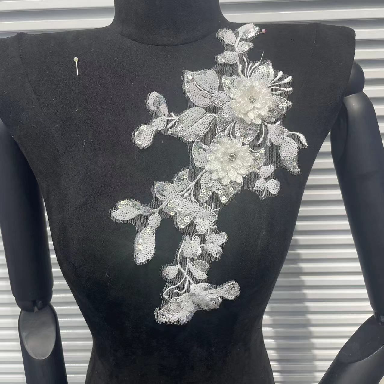 3D Embroidered Flower Patches & Delicate Lace Trims - All-in-One Apparel Decor Set