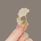Elegant Anti-slip Brooch Pin – Minimalist Luxury Chest Clip For Women, Discreet Wardrobe Security Pin, Small Chic Decorative Brooch To Prevent Gaping, Premium Quality & Unique Design