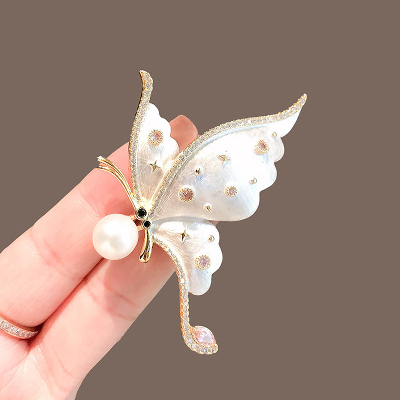 Elegant Anti-slip Brooch Pin – Minimalist Luxury Chest Clip For Women, Discreet Wardrobe Security Pin, Small Chic Decorative Brooch To Prevent Gaping, Premium Quality & Unique Design
