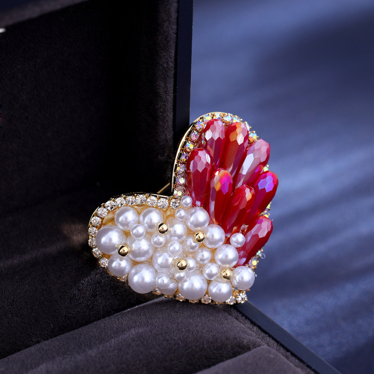 Elegant Anti-slip Brooch Pin – Minimalist Luxury Chest Clip For Women, Discreet Wardrobe Security Pin, Small Chic Decorative Brooch To Prevent Gaping, Premium Quality & Unique Design