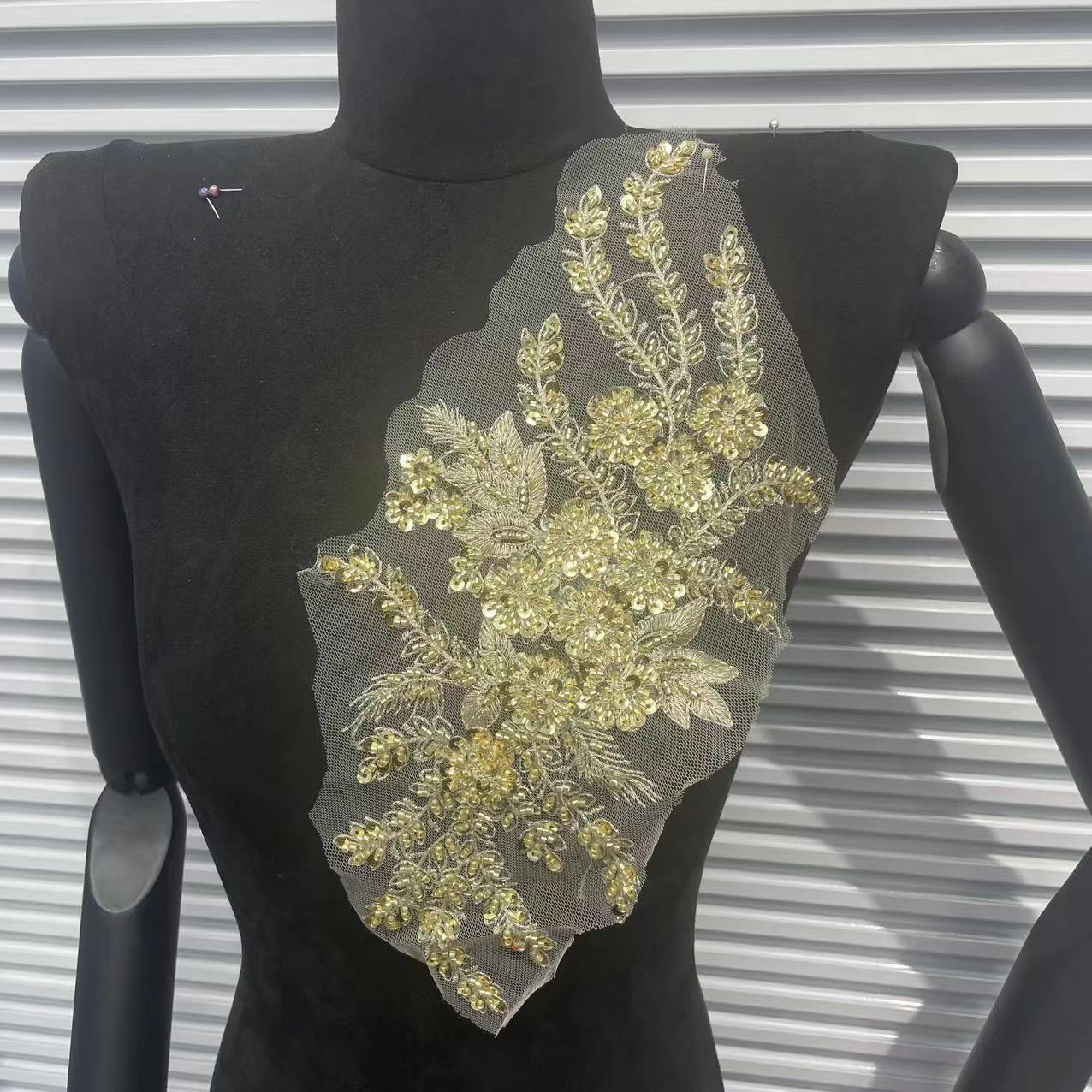 Color-Block 3D Embroidered Appliqué with Tube Beads & Lace – Minimalist Chic Patch for Sweaters, Jackets & DIY Fashion Embellishment