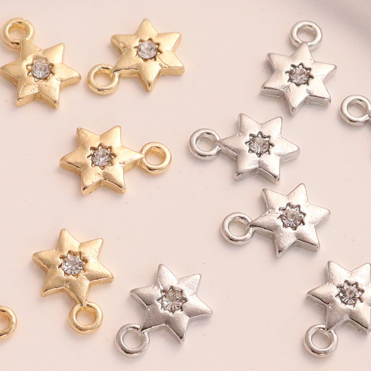 Alloy Pentagram Diamond Inlaid Small Pendant, Star Jewelry Accessories, Clothing Necklace, Mobile Phone Chain, Diy Material Small Pendant