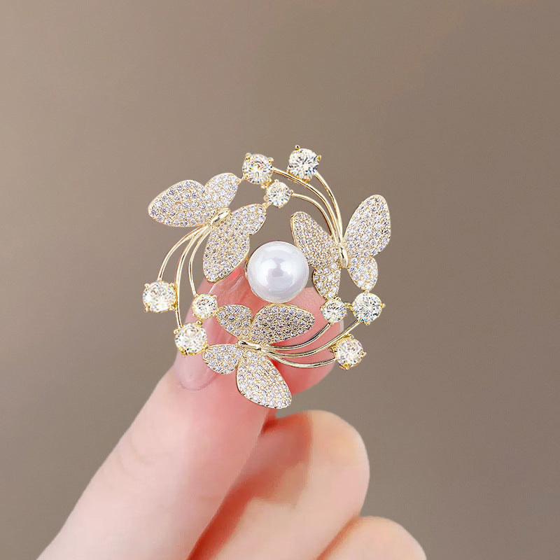 Elegant Anti-slip Brooch Pin – Minimalist Luxury Chest Clip For Women, Discreet Wardrobe Security Pin, Small Chic Decorative Brooch To Prevent Gaping, Premium Quality & Unique Design