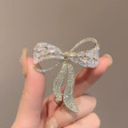 Elegant Anti-slip Brooch Pin – Minimalist Luxury Chest Clip For Women, Discreet Wardrobe Security Pin, Small Chic Decorative Brooch To Prevent Gaping, Premium Quality & Unique Design
