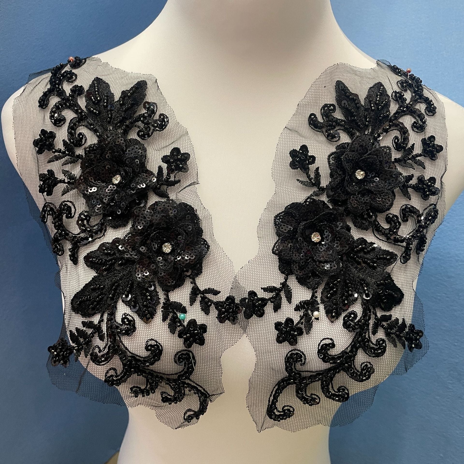 Multi-Color Large Floral Lace Embroidery Hand-Sew DIY Applique Trim - Bridal & Evening Gown Sewing Craft Supplies