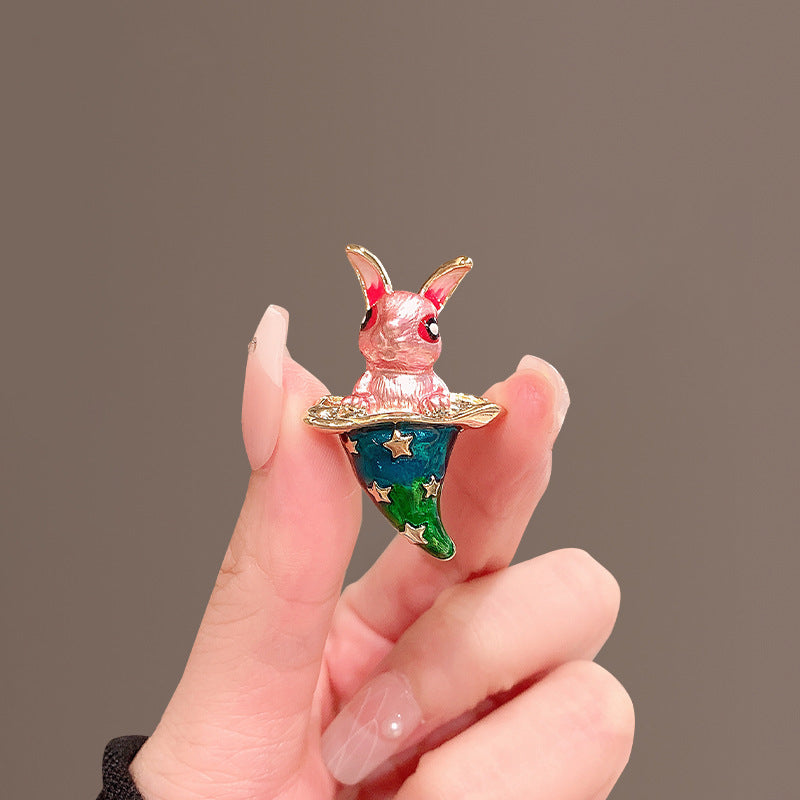 Elegant Anti-slip Brooch Pin – Minimalist Luxury Chest Clip For Women, Discreet Wardrobe Security Pin, Small Chic Decorative Brooch To Prevent Gaping, Premium Quality & Unique Design