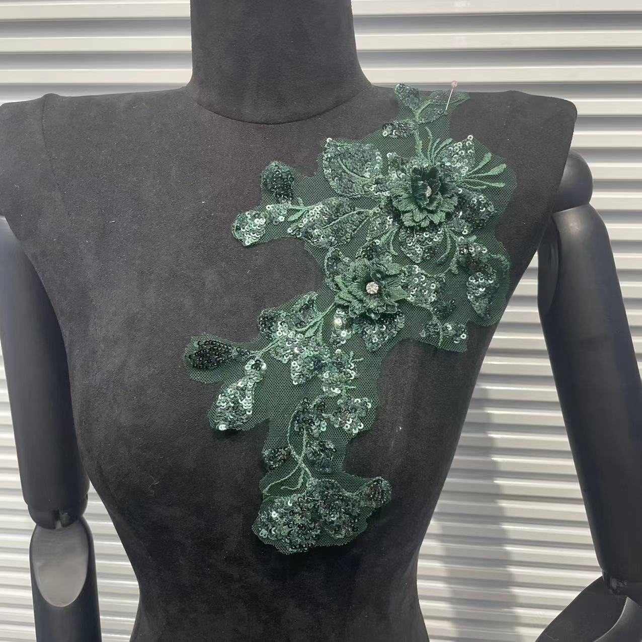 3D Embroidered Flower Patches & Delicate Lace Trims - All-in-One Apparel Decor Set