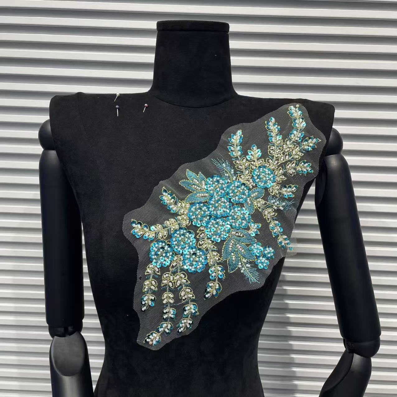 Color-Block 3D Embroidered Appliqué with Tube Beads & Lace – Minimalist Chic Patch for Sweaters, Jackets & DIY Fashion Embellishment