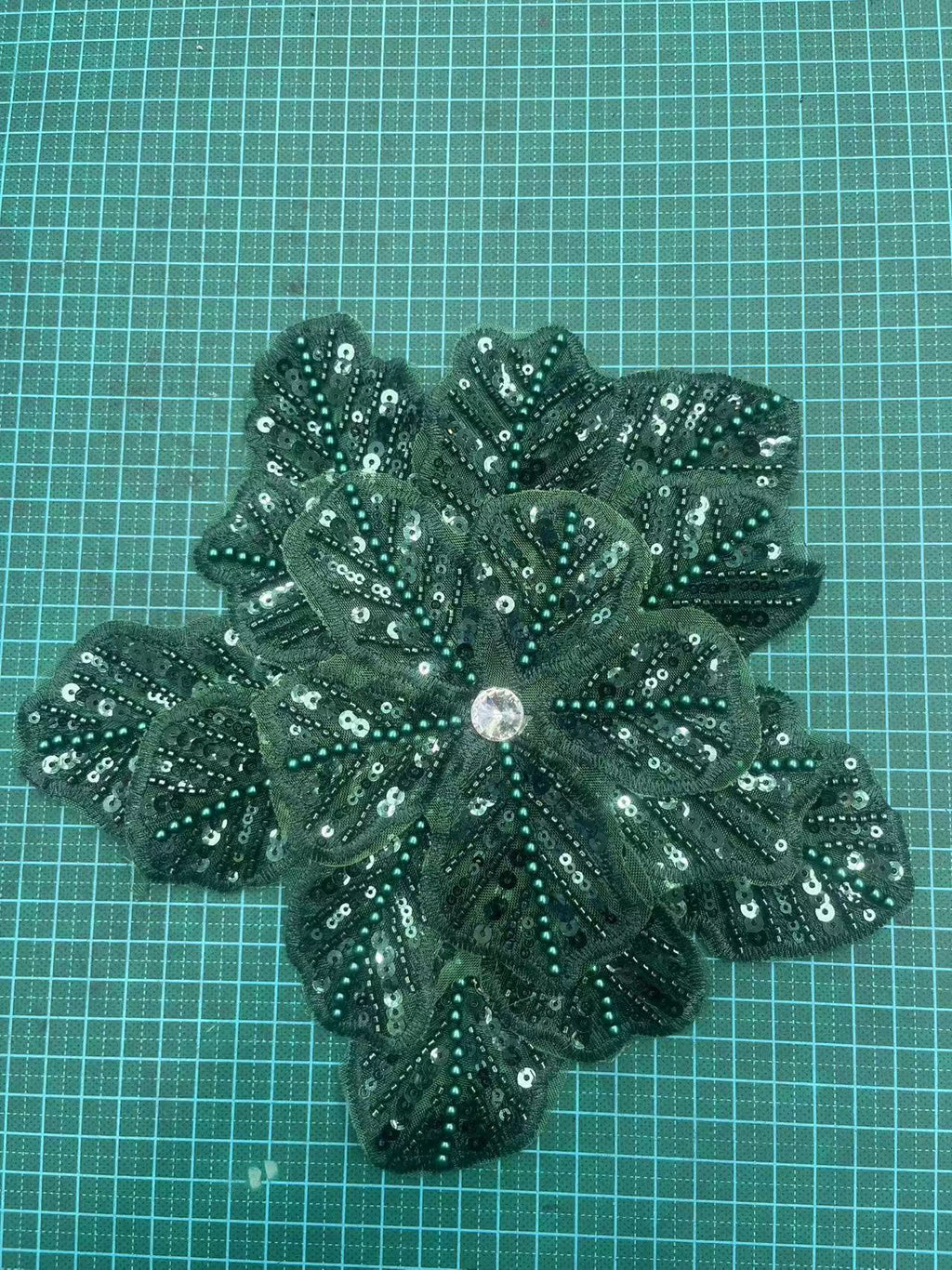 Large Floral Lace Appliqué Trim with Sequins & Beading – Embellished DIY Sew-On Embroidered Flower for Wedding Dresses, Evening Gowns & Bridal Fashion Accessories