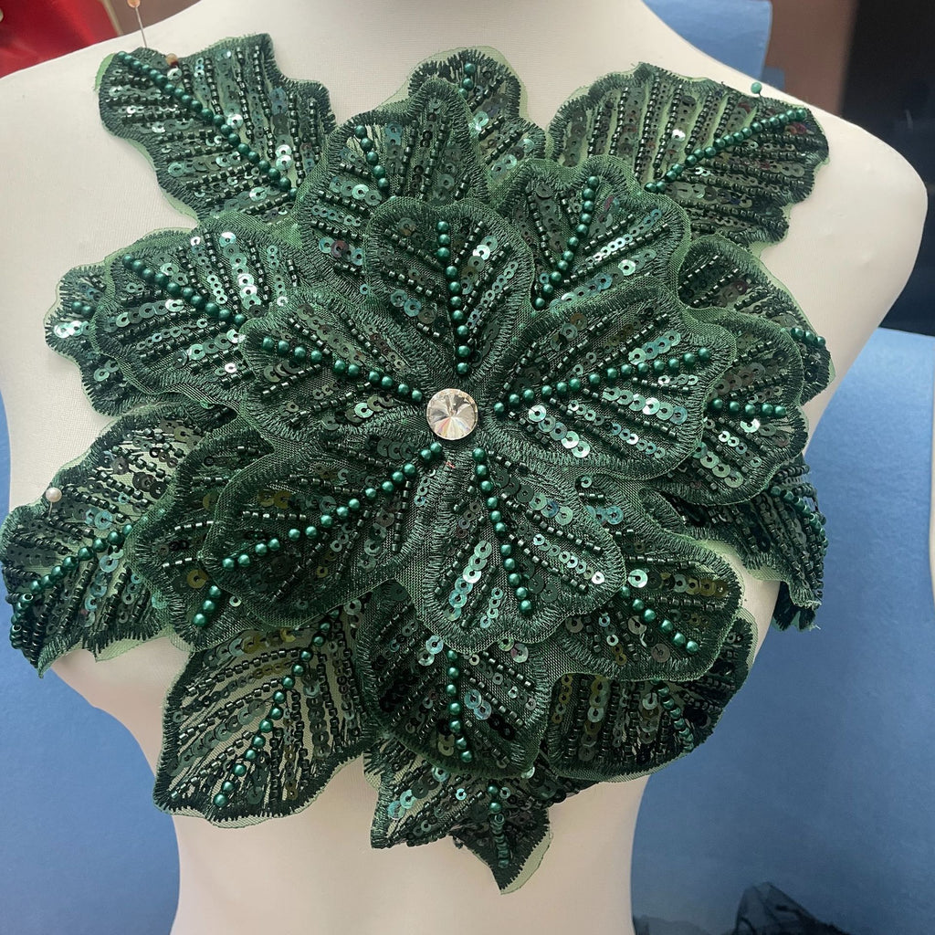 3D Extra-Large Snowflake Appliqué with 4-Layer Stiff Tulle, Fully Beaded & Sequined – Bold DIY Embellishment for Winter Wedding Dresses, Evening Gowns, Festival Costumes & Fashion Craft Projects