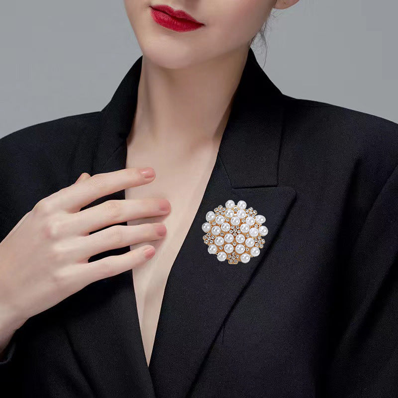 Women's Eco Alloy Camellia Brooch - Crystal Pearl Flower Pin, Korean-Inspired Luxury Fashion Jewelry