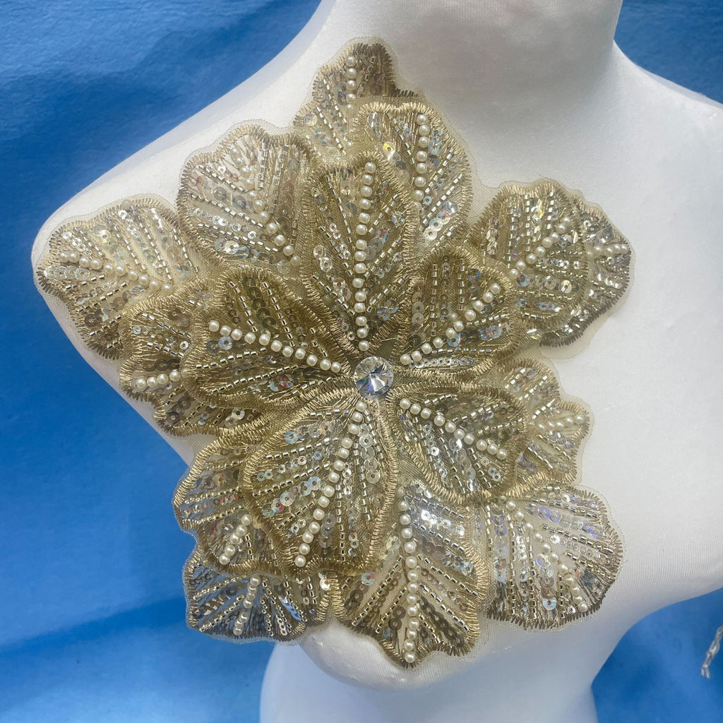 Large Floral Lace Appliqué Trim with Sequins & Beading – Embellished DIY Sew-On Embroidered Flower for Wedding Dresses, Evening Gowns & Bridal Fashion Accessories