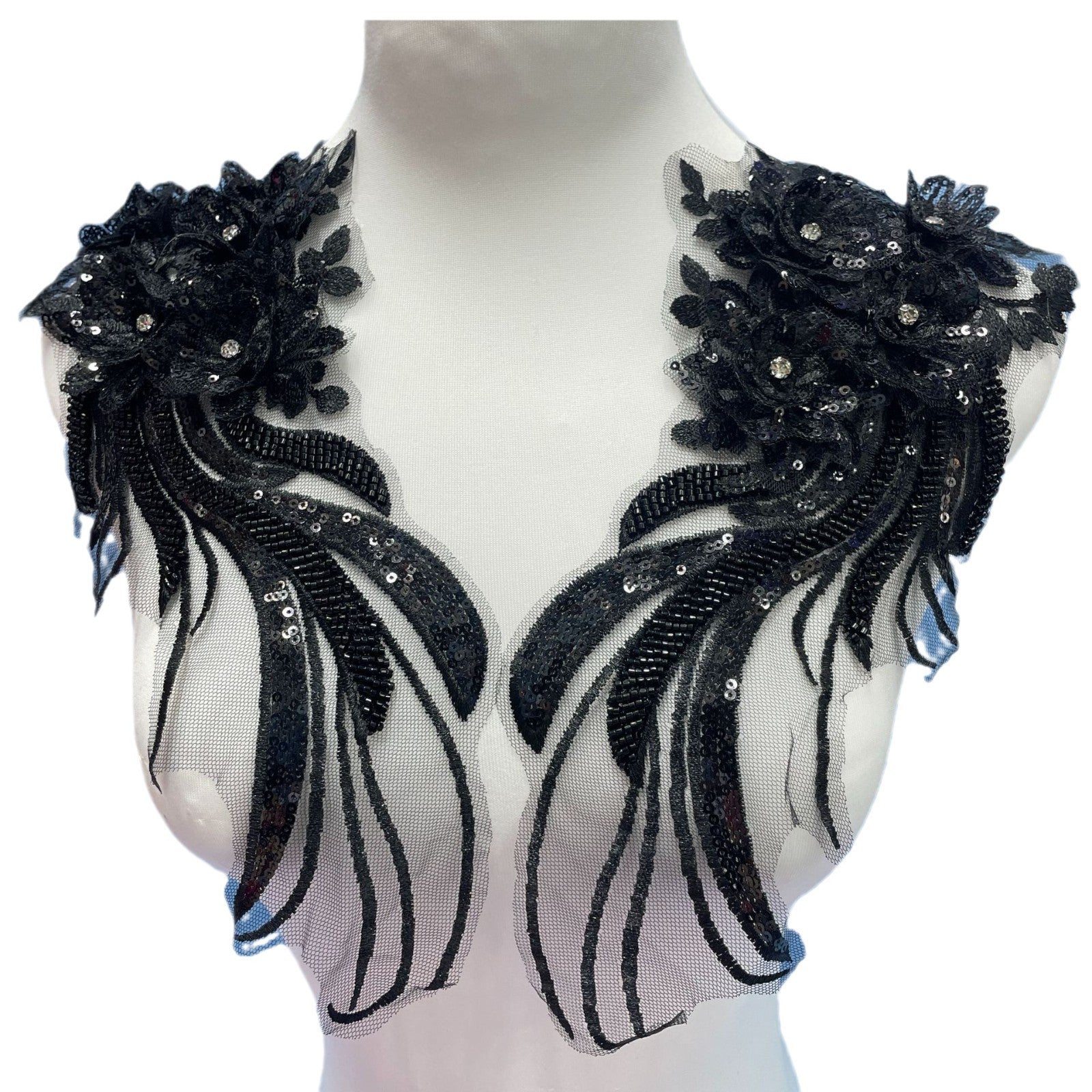 3D Floral Embroidered Appliqué Patches – Matching Pair Design for Women's Wedding Dresses, Evening Gowns & Girls' Headscarves, DIY Sew-On Flower Trim for Bridal, Kids' Wear & Fashion Accessories