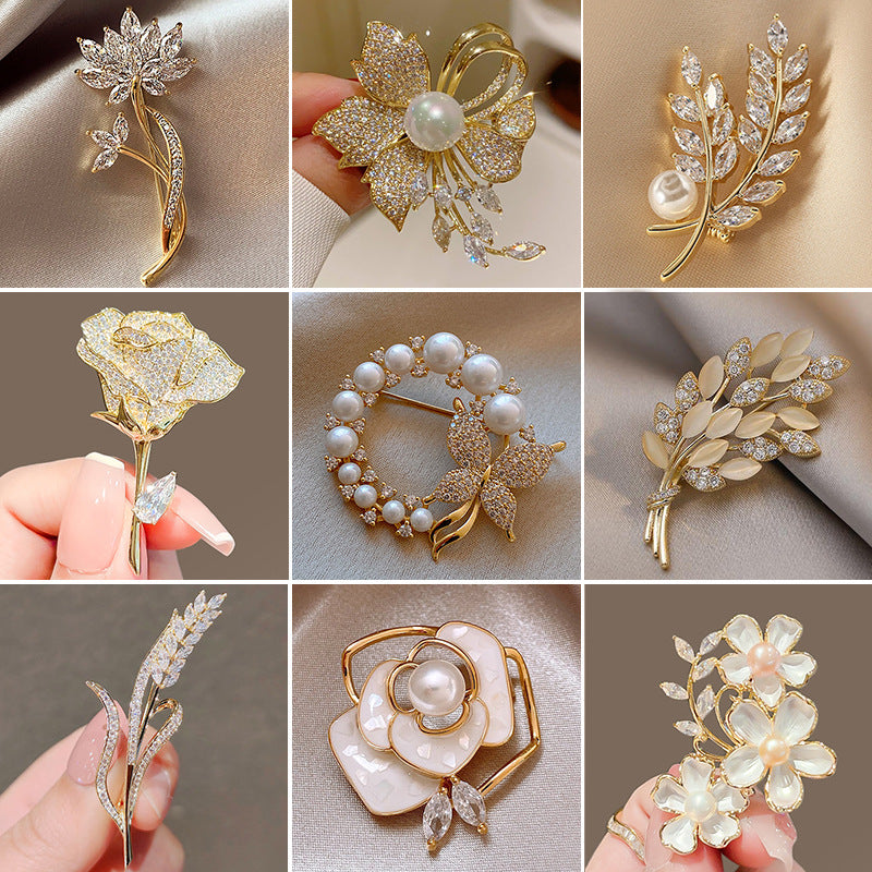 Elegant Anti-slip Brooch Pin – Minimalist Luxury Chest Clip For Women, Discreet Wardrobe Security Pin, Small Chic Decorative Brooch To Prevent Gaping, Premium Quality & Unique Design