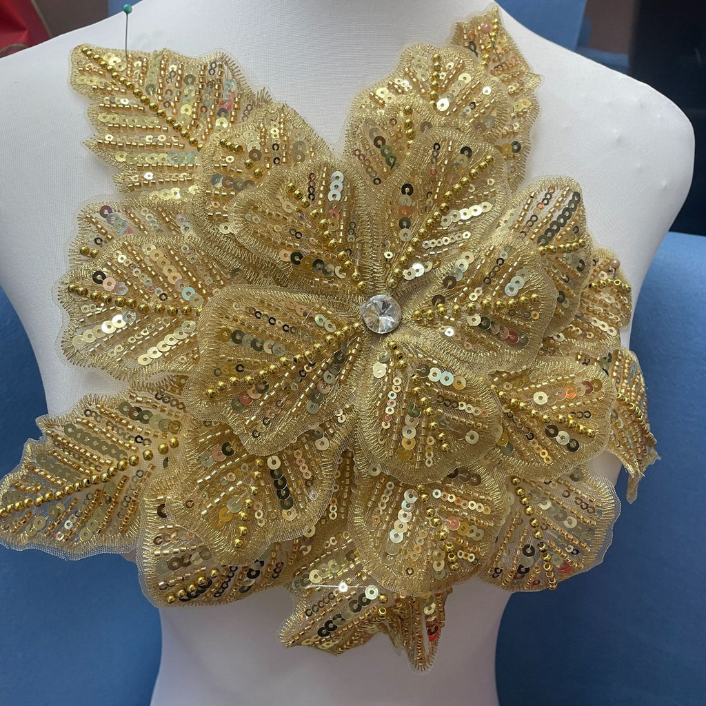 3D Extra-Large Snowflake Appliqué with 4-Layer Stiff Tulle, Fully Beaded & Sequined – Bold DIY Embellishment for Winter Wedding Dresses, Evening Gowns, Festival Costumes & Fashion Craft Projects