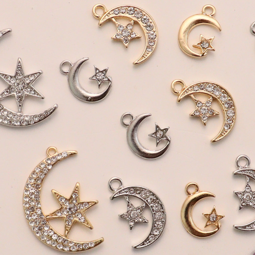 Vintage Star Moon Hollow Pendant Handmade Star Moon Pendant Bracelet Necklace Accessories DIY Alloy Accessories